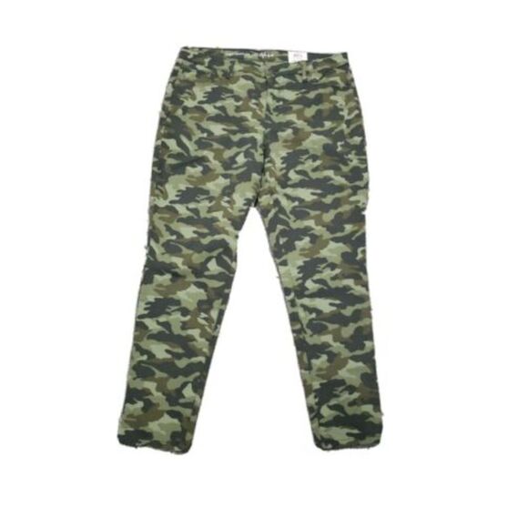 STYLE & COMPANY Pants - STYLE & COMPANY Womens Green Stretch Camouflage Skinny Leggings XS